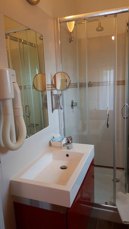 Hotel Perla Verde Rimini Phòng bức ảnh
